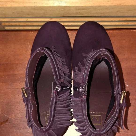 Booties - Picture 3 of 5